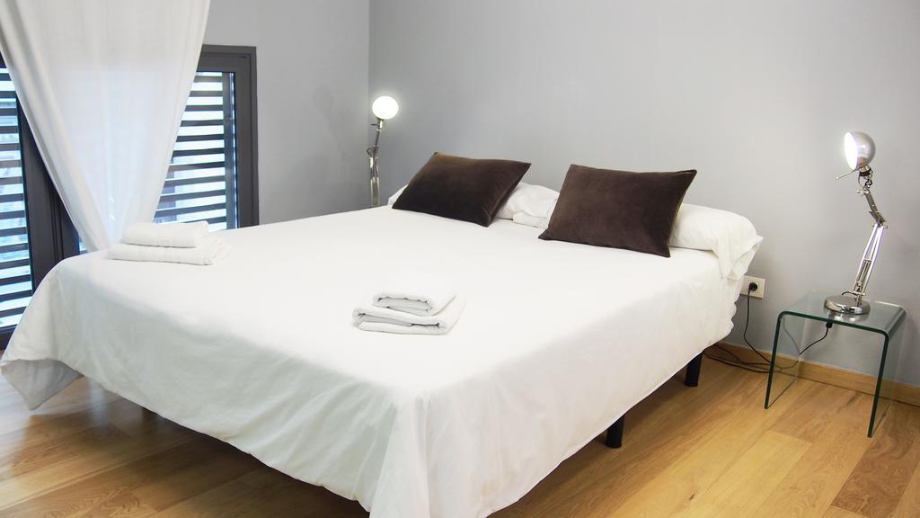 Apartment Barcelona Rentals - Gracia Pool Apartments Center Exterior foto
